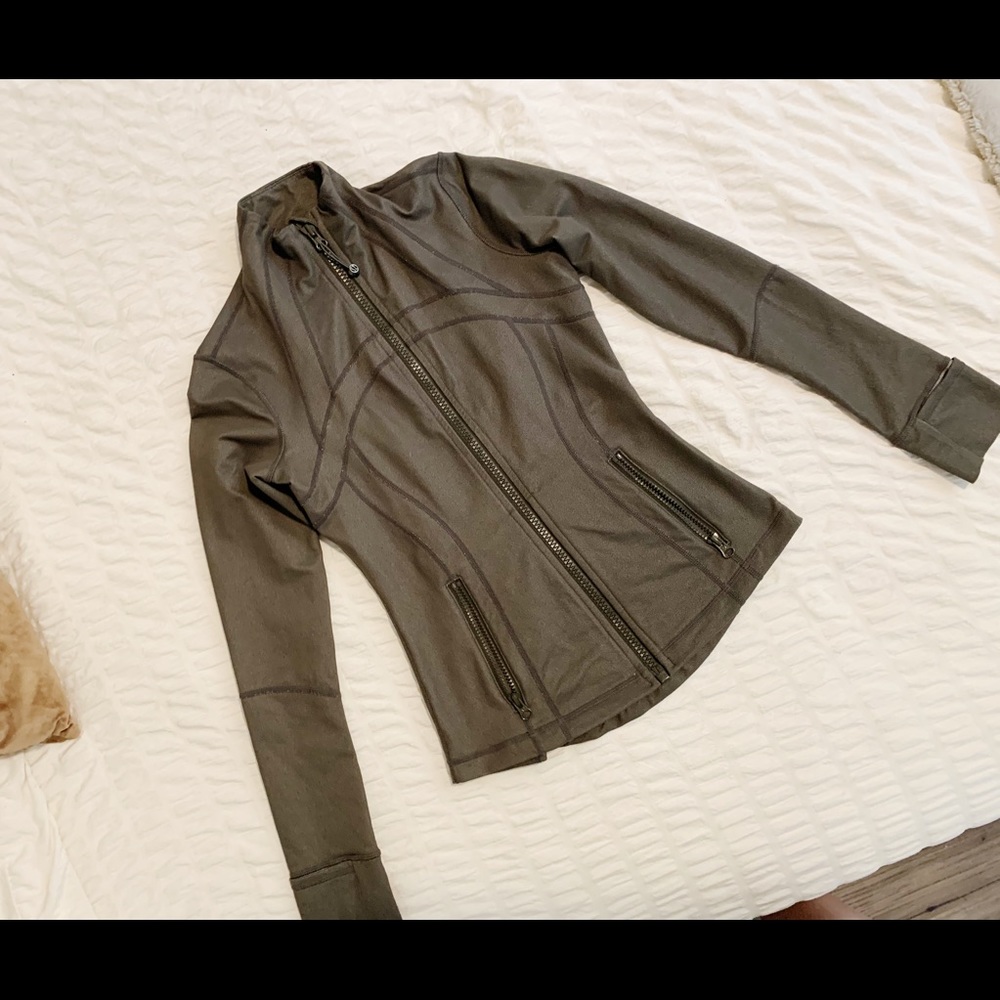 Lululemon - Fitted Sport Jacket, Sz 4, Like New